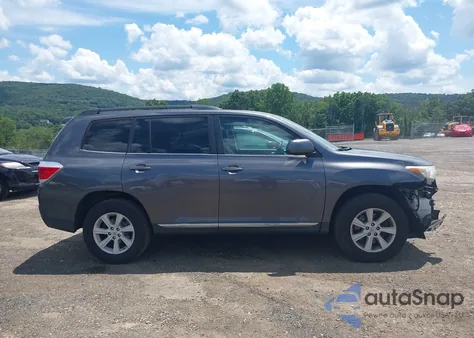 2012 Toyota Highlander Se V6 z USA, uszkodzony, nr VIN 5TDBK3EH0CS170069